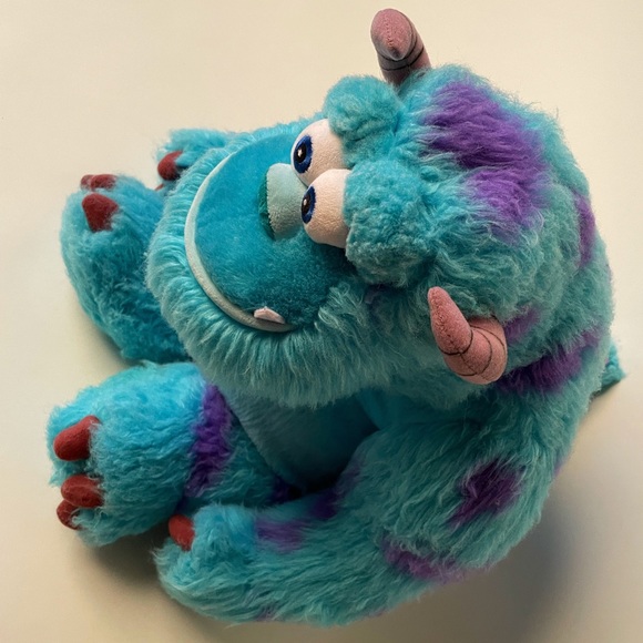Sitting 15 inch Sully from Monster’s Inc - Picture 6 of 10
